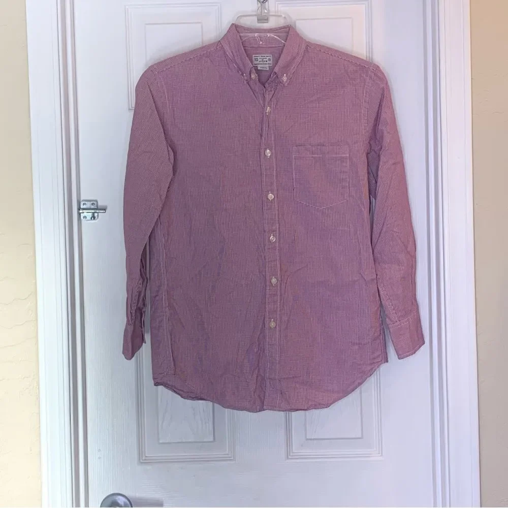 J Crew Button Down Raspberry Shirt Size Small